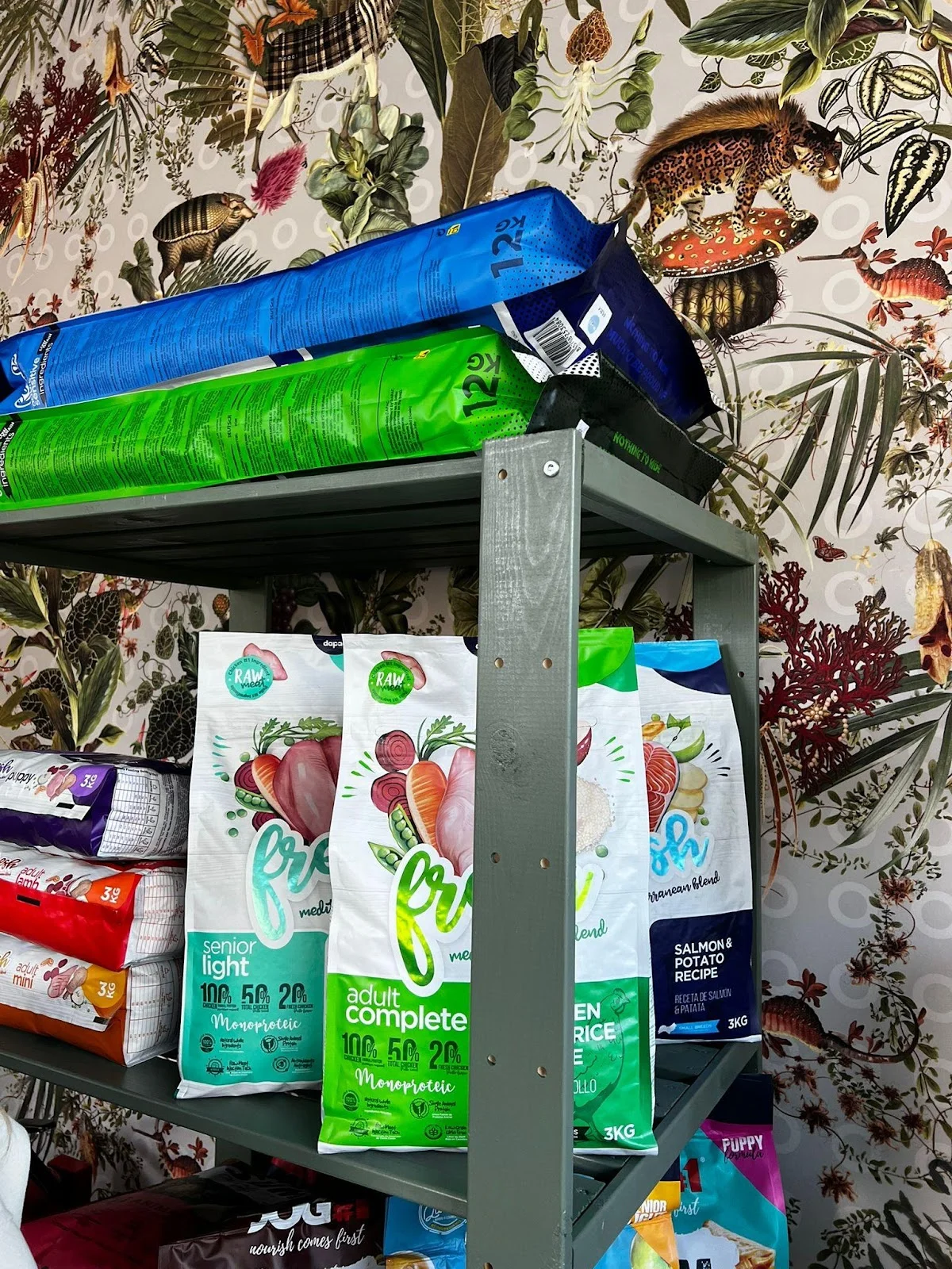 WOFF Pet Store & Spa - Banhos e tosquias — 3