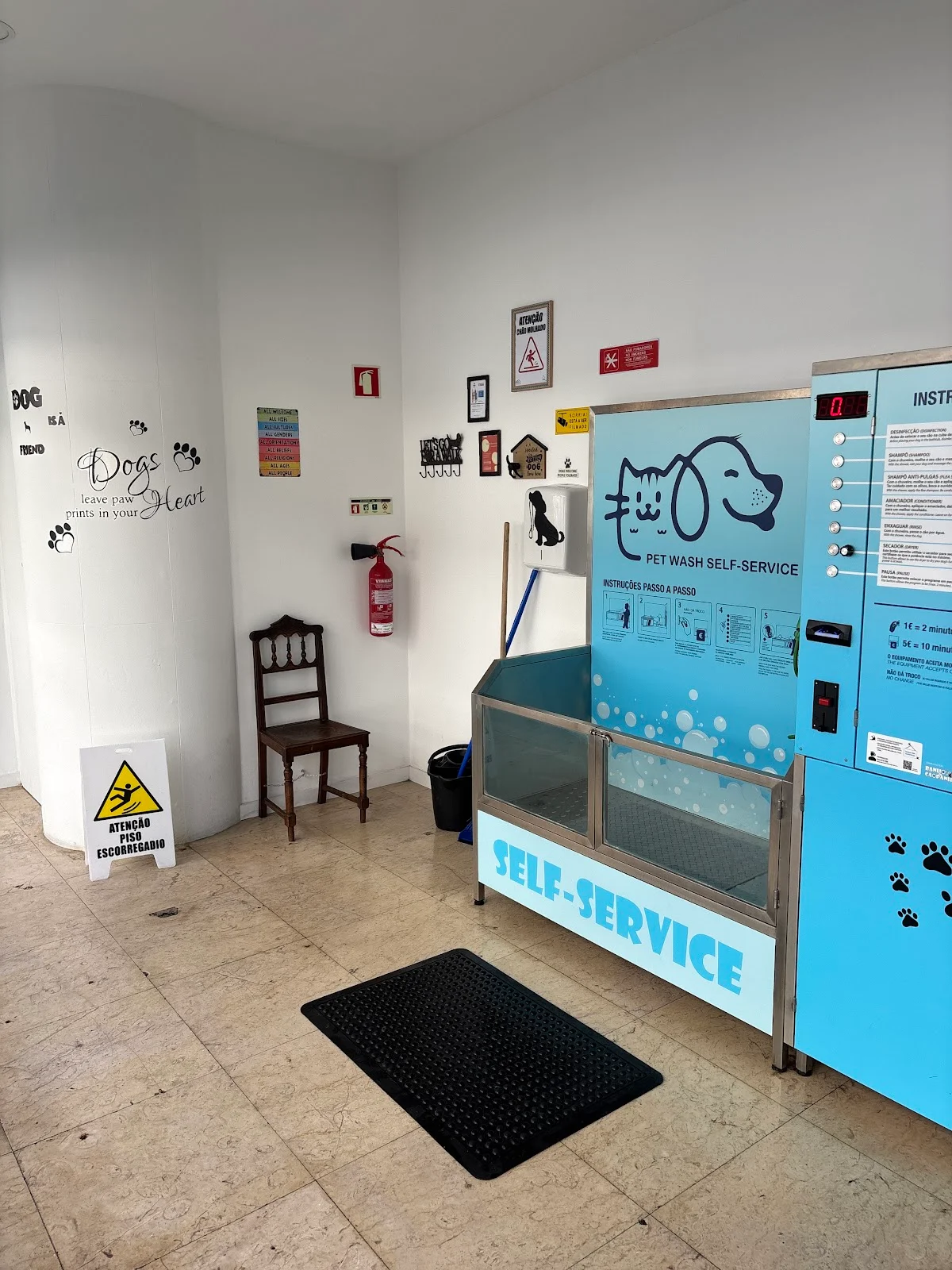 Pet Wash Self Service — 3